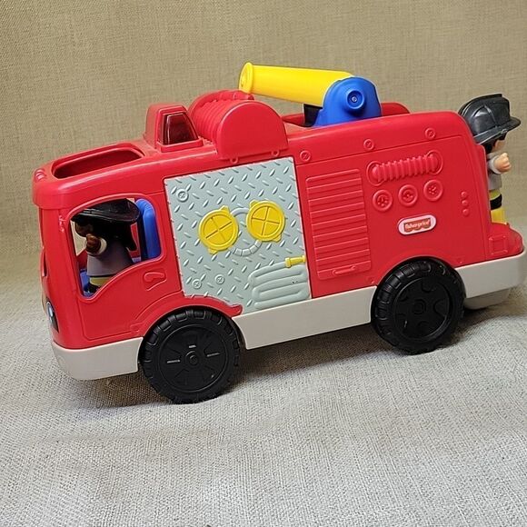 Fisher-Price Helping Others Fire Truck And School Bus Plus Figures - Picture 10 of 12